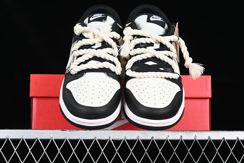 All Categories Nk SB Dunk Series Nk SB Dunk Low Low-top sneakers Nk Dunk Low Fire Heart Scottish distressed oxidation Deconstructed straps SB retro low-top casual sneakers DD1391-100